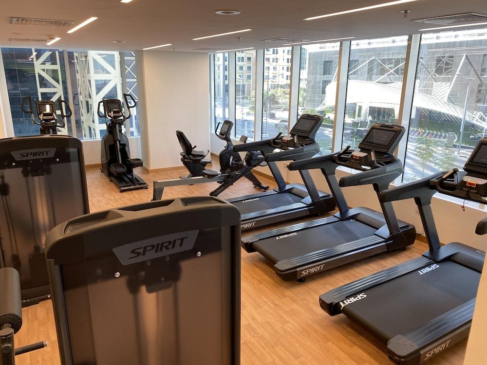 Somerset West Bay Doha Luaran gambar A gym in a hotel