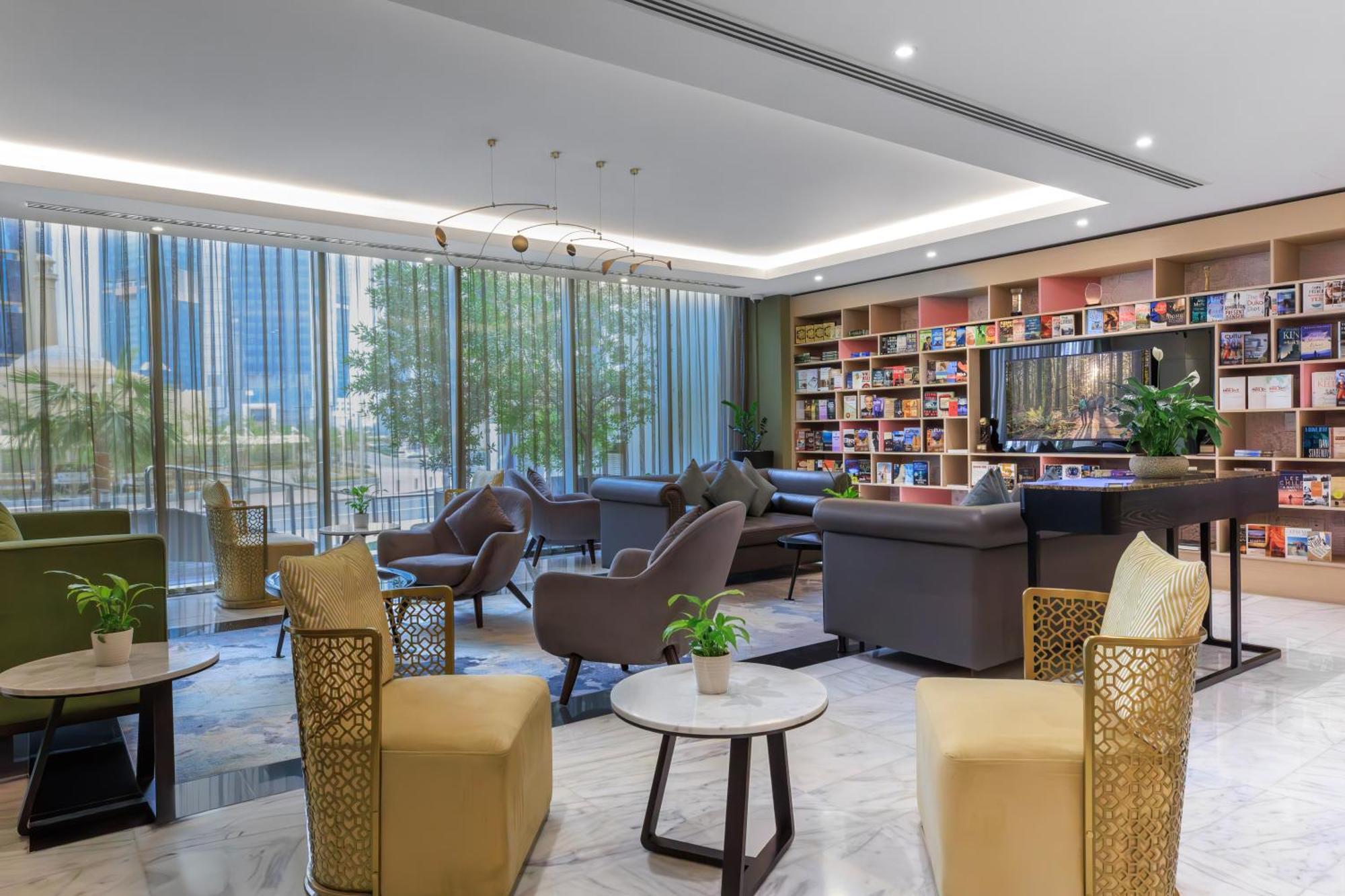 Somerset West Bay Doha Luaran gambar Library